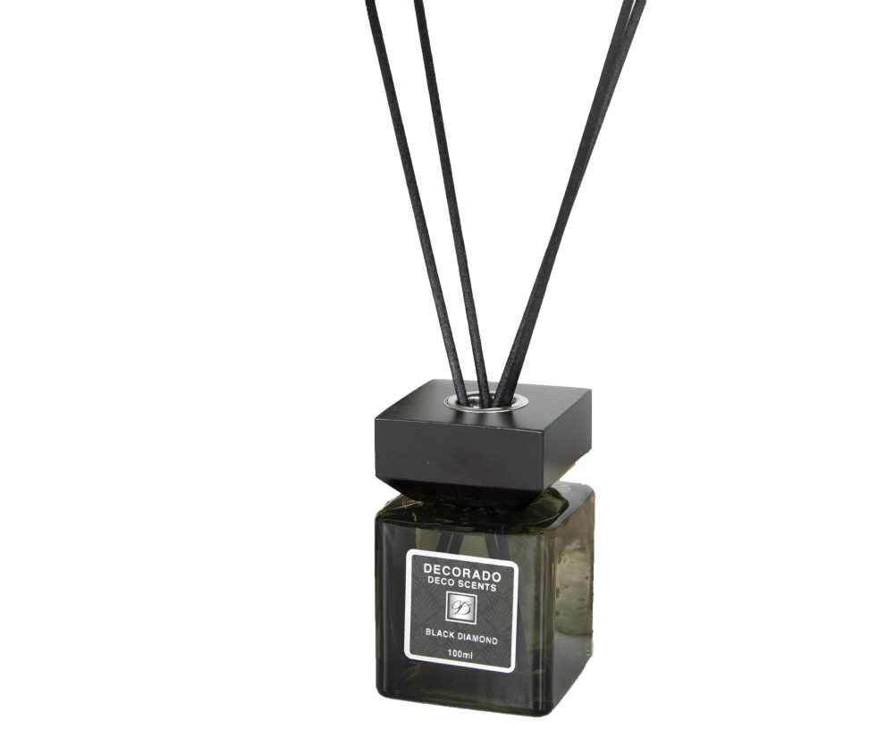 מפיץ ריח פקק עץ BLACK DIAOMND